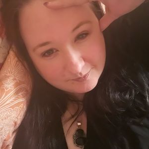 Meet your Posher, Carrie